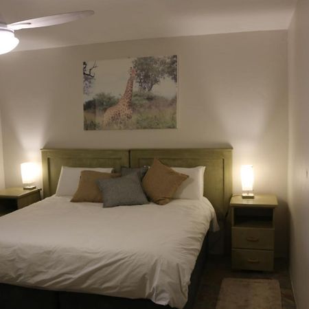 Livivane Guest House Simunye Extérieur photo