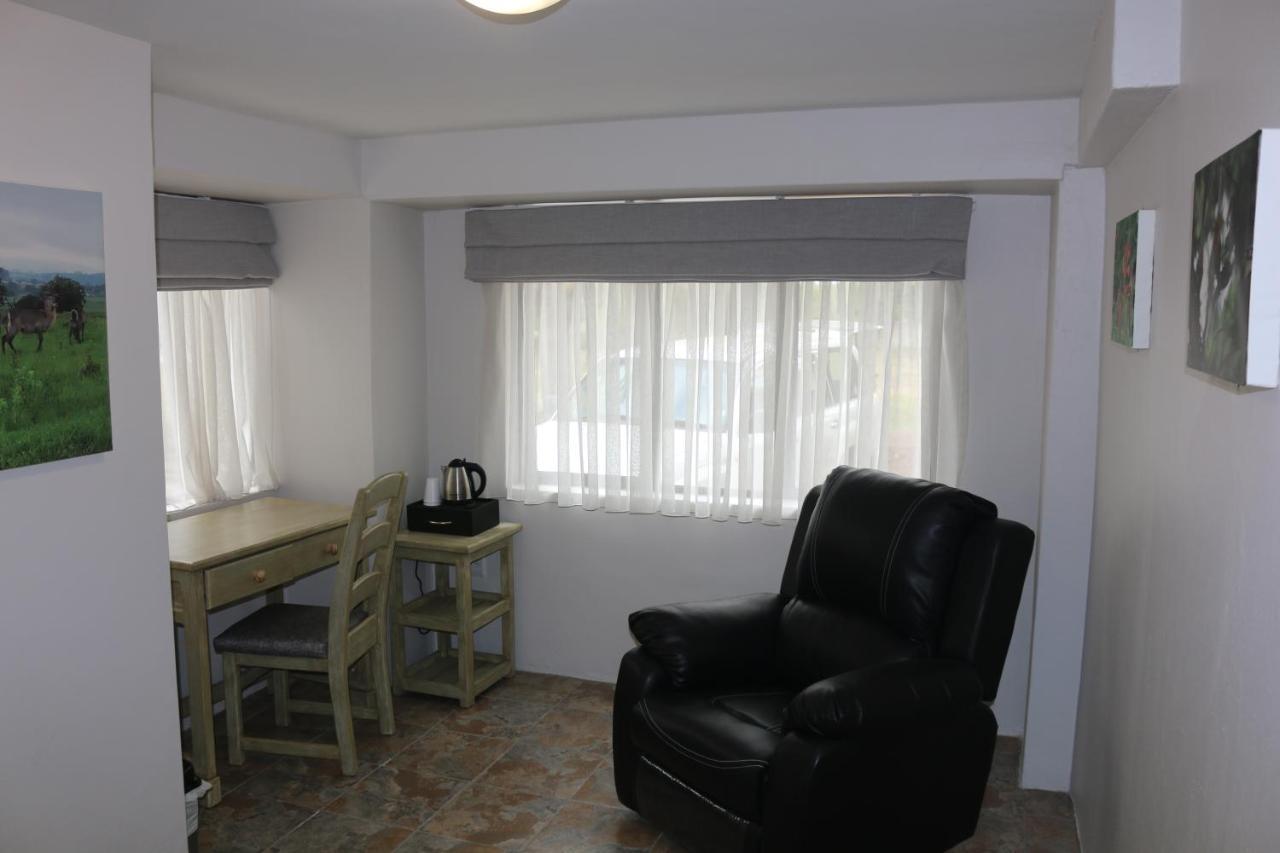 Livivane Guest House Simunye Extérieur photo