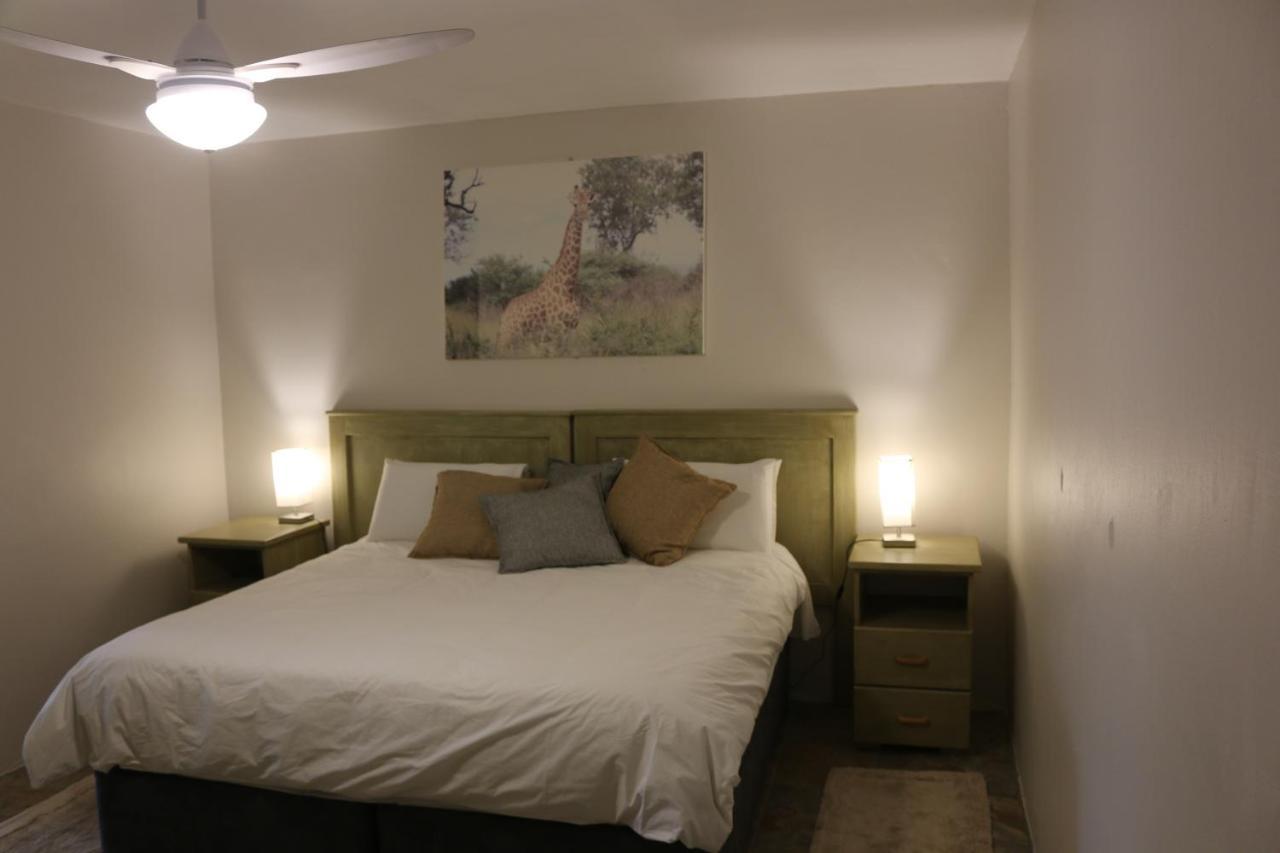 Livivane Guest House Simunye Extérieur photo